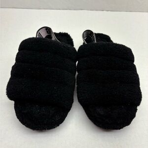 Ugg slippers women’s size 8